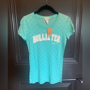 Hollister shirt, new with tags, size small!